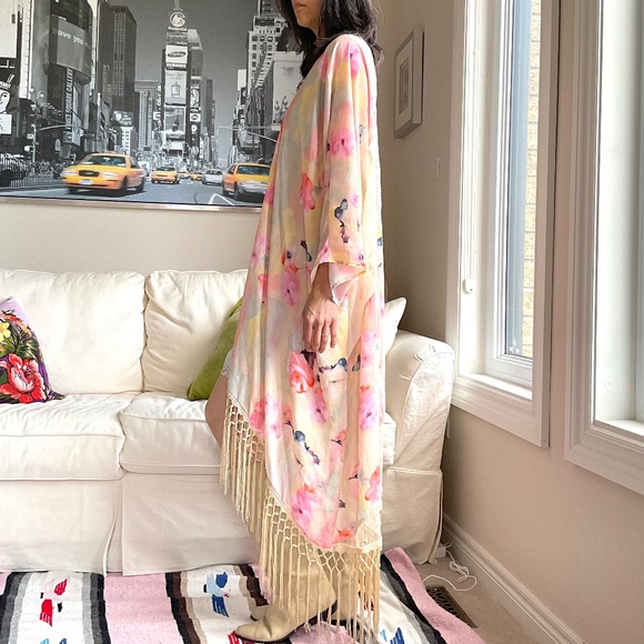 Floral watercolour print bohemian kimono lace inserts and hem fringe - Picture 5 of 15